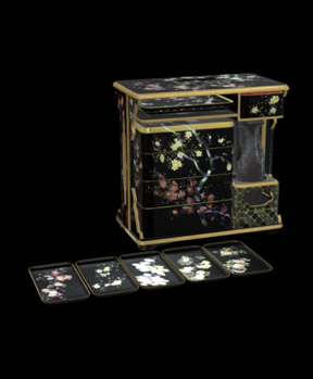 梅樹螺鈿提重 / Tiered Picnic Box with Plum Tree Design in Mother-of-pearl Inlay image