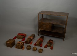 葵蝶紋鶴亀松竹梅七宝繋蒔絵道具 image