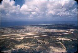 沖縄の飛行場 2 / Airfield in Okinawa 2 image