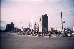 空襲による焼け跡 / Burnt Ruins Caused by Air Raids image