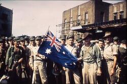国旗をかかげるオーストラリア兵たち / Australian Soldiers Raising the National Flag image