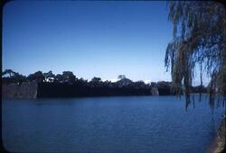 皇居内濠の石垣 / Stone Wall of the Inner Moat of the Imperial Palace image