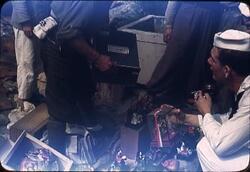 ヤミ市で買い物をするアメリカ兵 1 / American Soldiers Shopping at a Black Market 1 image