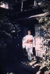 和服姿の女性たち / Women in Kimono image