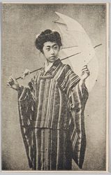傘を持つ和装の女性 / Woman in Kimono Holding an Umbrella image