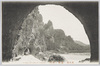 樋田ノ洞門　A　HOLE　OF　HIDA,AT　YABAKEI./Hida no Dōmon Tunnel at Yabakei Gorge image