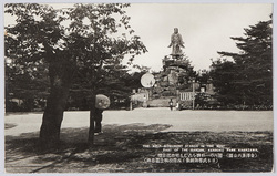 金沢兼六公園内明治記念標(日本武尊御銅像と西南役戦士尽忠碑) / The Meiji Monument  in Kenroku Park, Kanazawa(Bronze Statue of Prince Yamato Takeru and Monument to the Dead Soldiers in the Seinan War) image