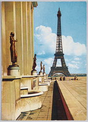 シャイヨー宮とエッフェル塔 / Chaillot Palace and Eiffel Tower image