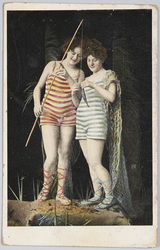 魚取りをする二人の外国人女性(1) / Two Foreign Women Catching Fish (1) image