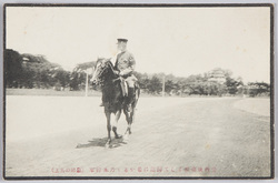 参内後悄然として帰途に着かるる乃木将軍(最終の馬上) / General Nogi Dispiritedly Leaving for Home after a Visit to the Imperial Palace (His Last Riding) image
