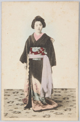 和装女性立像 / Standing Statue of a Woman Dressed in Kimono image