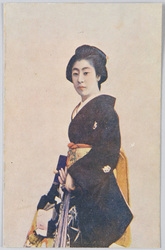 羽子板を持つ女性 / Woman Holding a Battledore image