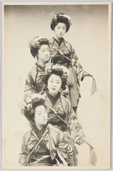 4人の舞妓 / Four Maiko (Apprentice Geisha) image
