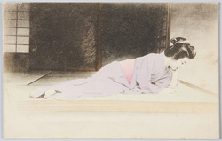 横たわる女性 / Woman Lying Down image
