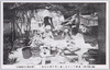 一夜を不安の内に過し丘の上で朝食(堺大浜公園)/Evacuees Who Spent an Uneasy Night Are Having Breakfast on a Hill (Ōhama Park, Sakai) image
