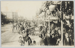 (日本橋開通式記念)日本橋通リノ藤棚 / (Commemoration of the Opening Ceremony of the Nihombashi Bridge) Wisteria Pergola on the Nihombashidori Street image