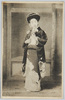 花を持つ和装女性/Woman in Kimono Holding a Flower image
