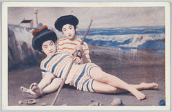 2人の水着の女性 / 2 Women in Swimsuits image