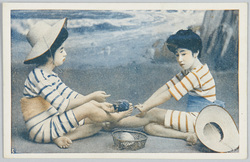 2人の水着の女性 / 2 Women in Swimsuits image