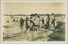 海水浴の水着女性 (１)/Women in Swimsuits at the Beach (1) image