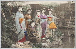 池の畔の和装女性たち / Women in Kimono by the Pond image