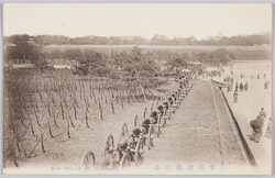 宮城前戦利品 / War Trophies in Front of the Imperial Palace image
