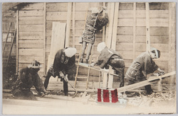 大工 / Carpenters image