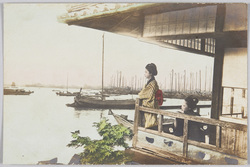 港と和服の女性 / Two Women Wearing Kimono Looking out to Sea image