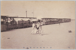茅ヶ崎海水浴更衣場 / Changing Rooms at Chigasaki Beach  image