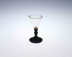無色脚付(木製)盃 / Colorless Wooden Sake Cup with Leg image
