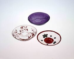 丸に梅文無色盃 / Colorless, Plum-designed Round Sake Cup image