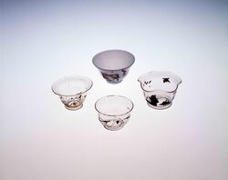 朝顔型絵入り無色宙吹き盃 / Morning Glory-shaped, Colorless, Painted, Hand Blown Sake Cup image
