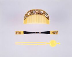 櫛簪セット / Set of Comb and Ornamental Hairpin image