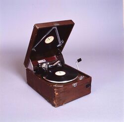 蓄音機 / Gramophone image