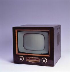 テレビ / Television image
