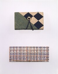 格子模様櫛袋 / Checkered Comb Case image