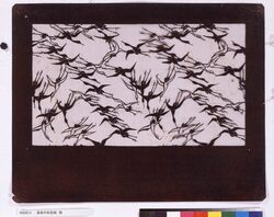 長板中形型紙 鶴 image