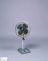 電気扇風機 東芝SF－30F クリスタルゼファー / Electric Fan, Toshiba SF-30F, Crystal Zephyr image