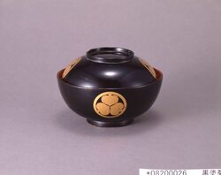 黒塗葵紋椀 / Black-lacquered Bowl with Aoimon Crest image