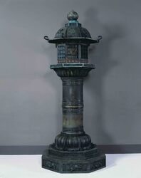 銅製灯籠 image