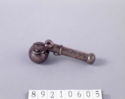 唐草紋豆矢立 / Mame Yatate (Small Portable Writing Set) with Arabesque Design image