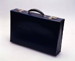 鞄 / Bag image