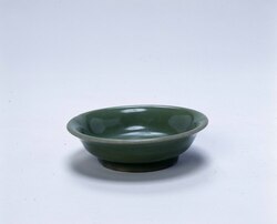 青磁丸皿 / Celadon Round Dish image