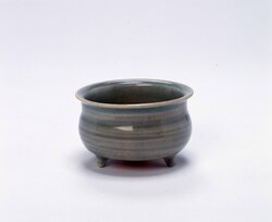 青磁香炉 / Celadon Incense Burner image