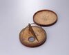 携帯用日時計/Portable Sundial image