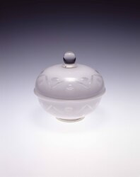 蓋付菓子鉢 / Confectionery Bowl with Lid image