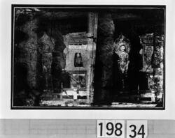 法隆寺金堂聖観音 image