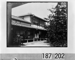 屋内に立つ制服の女性2人 / Two Women in Uniform, Standing Under the Roof image