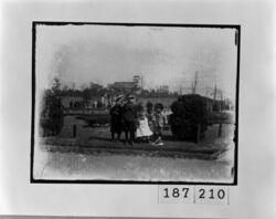 公園の子供たち / Children in a Park image