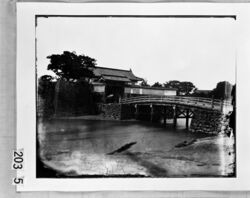 旧江戸城写真ガラス原板　 呉服橋門(外側) / Edo Castle: Gofukubashimon Gate (outer side) image